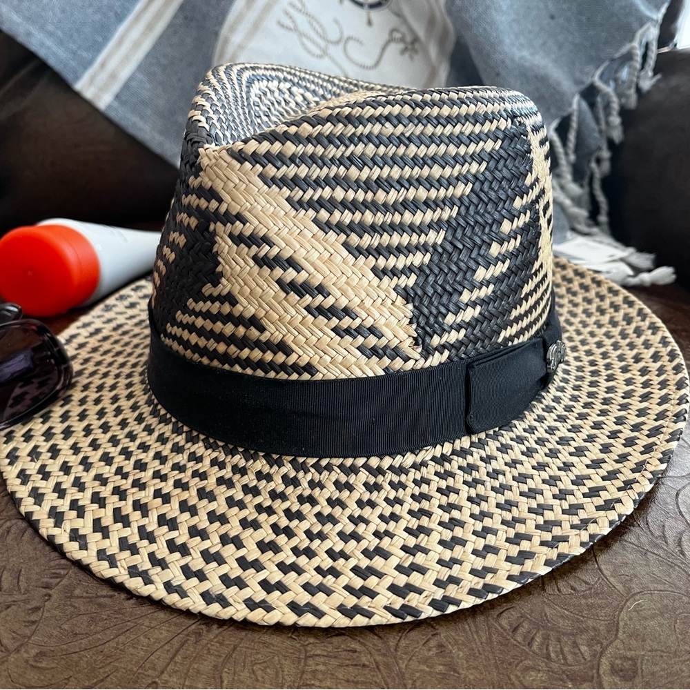 NWT Bailey’s of Hollywood Panama Fedora Hat Black & Tan Woven Sz SM - Picture 9 of 10